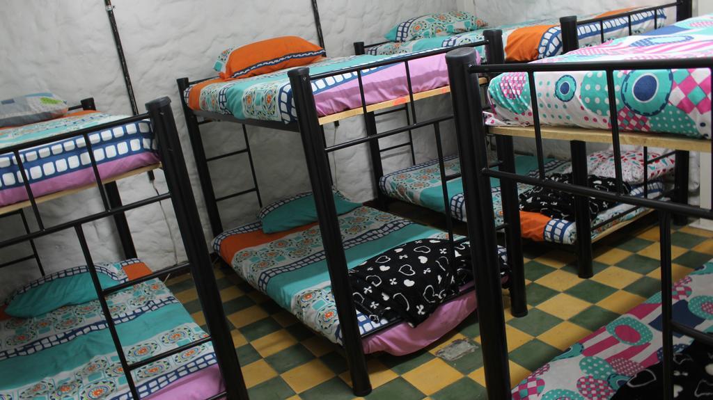 Mila Hostel Medellín Buitenkant foto