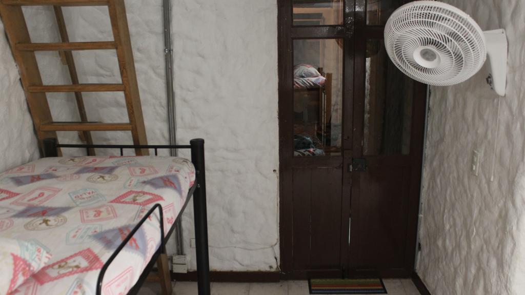 Mila Hostel Medellín Buitenkant foto