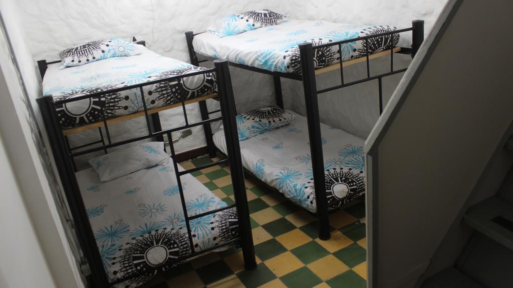 Mila Hostel Medellín Buitenkant foto