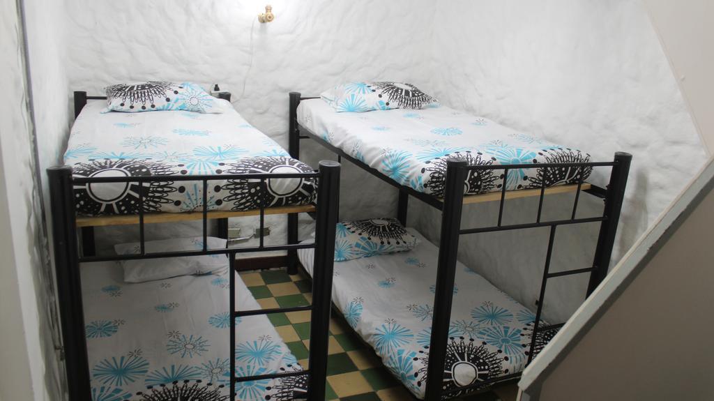 Mila Hostel Medellín Buitenkant foto