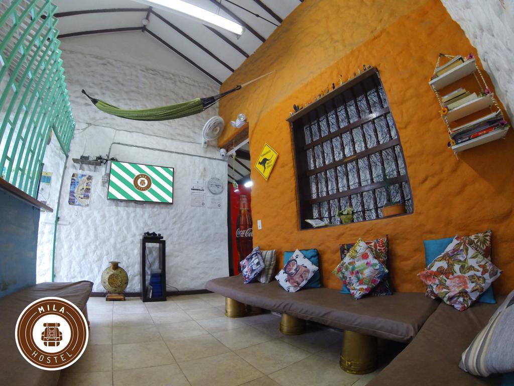 Mila Hostel Medellín Buitenkant foto